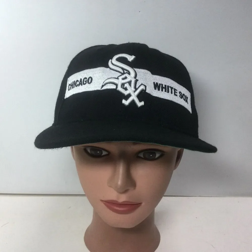 Vintage Chicago White Sox MLB hat Black SpellOut Baseball SnapBack Cap‎
